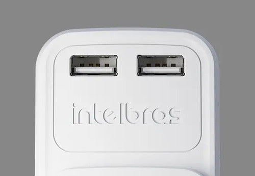 ADAPTADOR DE 2 TOMADAS E 2 USB - EAC 202 BR
